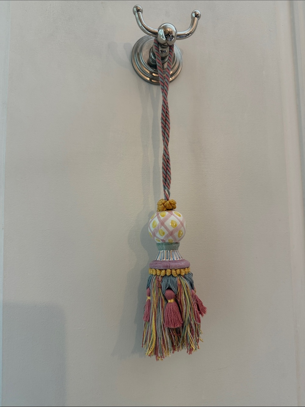 Decorative Pastel Tassel Wall Hanging - White, Pink & Yellow